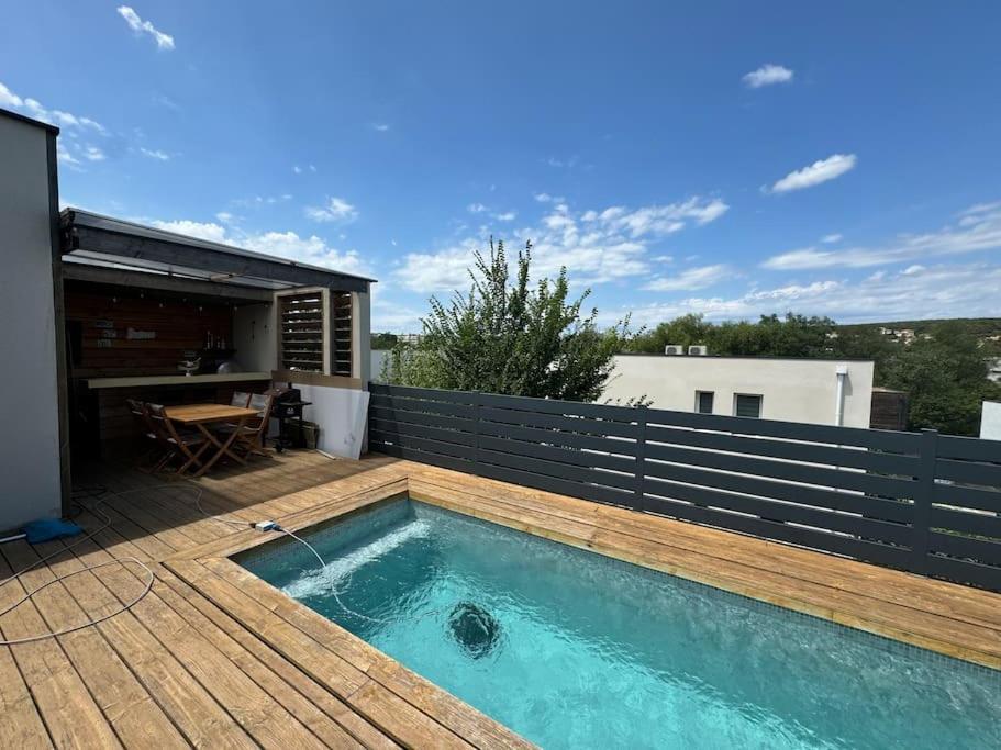 Luxury Villa With Pool And View Juvignac Εξωτερικό φωτογραφία