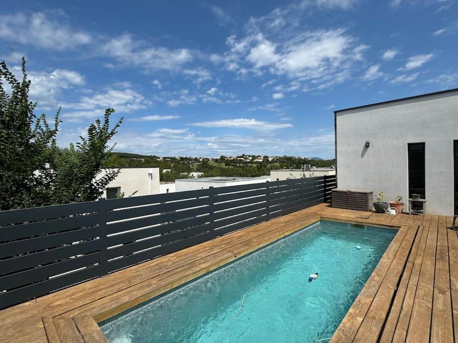 Luxury Villa With Pool And View Juvignac Εξωτερικό φωτογραφία